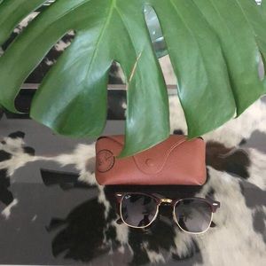 Ray Ban Club Master Unisex - Black and Tortoise